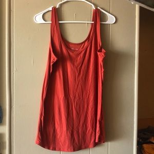 Burnt orange scoop neck tank top